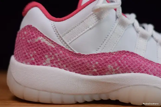 MaikeSneakers 11 Air WMNS Jordan Low AH7860-106 Pink Snakeskin 0420